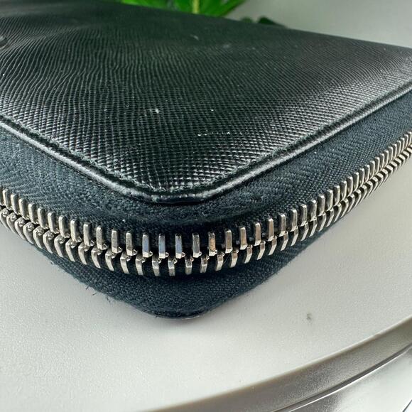 💎✨Authentic Prada Large Black Saffiano Leather Wallet - Picture 8 of 8